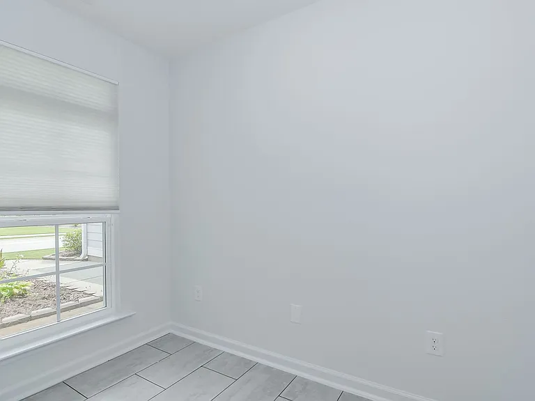 810 Fenwick Ct — Photo 13