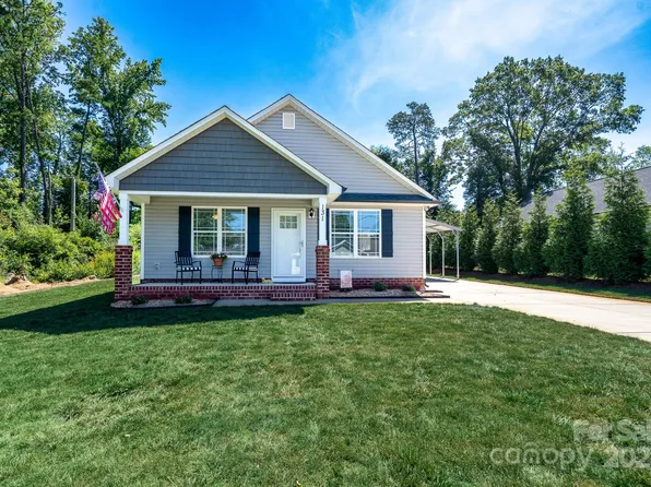 131 Crescent St, Kannapolis, NC 28081