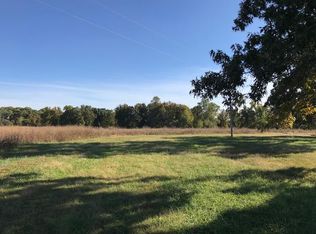 300 Meadows Rd, Portland, TN 37148