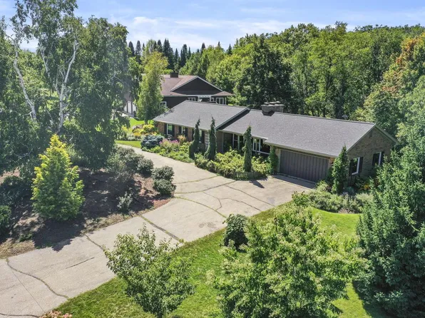 2644 Echo LANE, Burlington, WI 53105