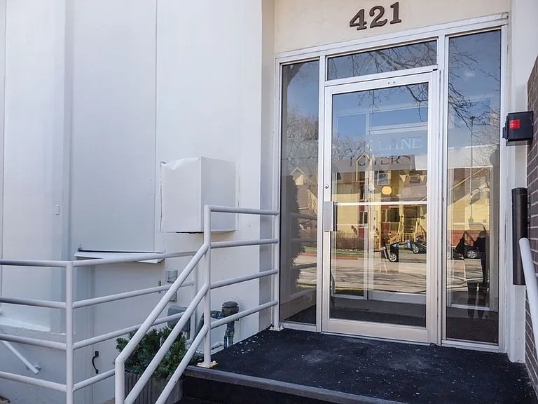 421 S Howes St #706 — Photo 5