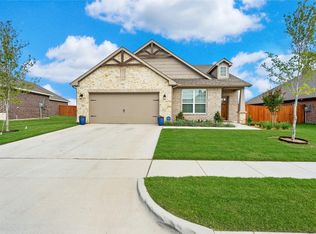 1512 Smoke Signal Ln, Weatherford, TX 76087