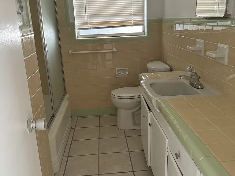 208 S Armenia Ave #2 — Photo 4