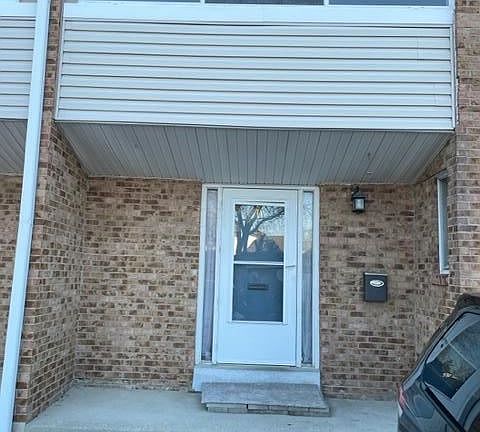 2nd image of 121 W Ticonderoga Dr APT D