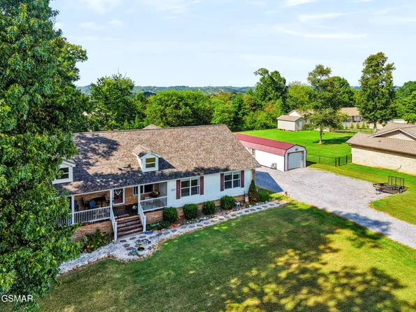 1511 Snapp Rd, Sevierville, TN 37862