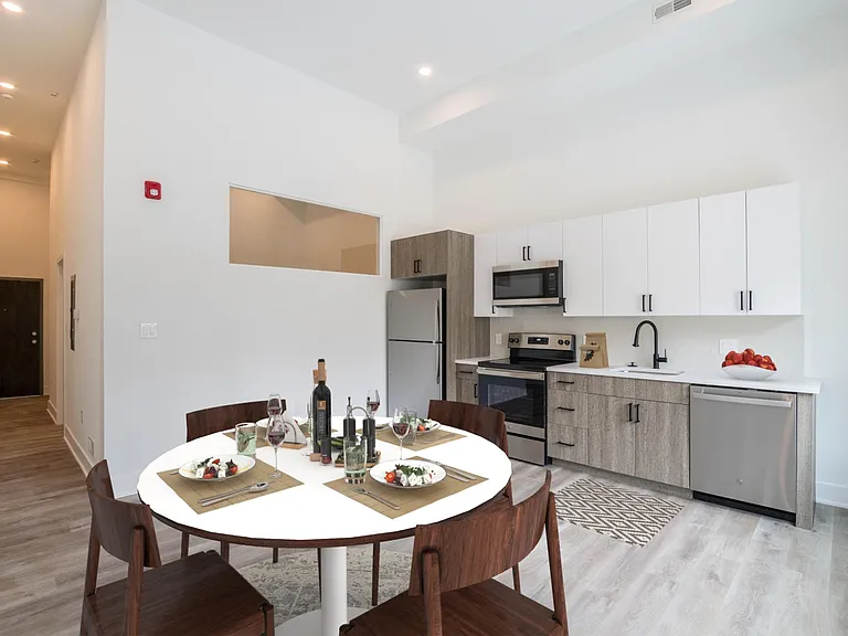 1420 Point Breeze Avenue — Photo 11