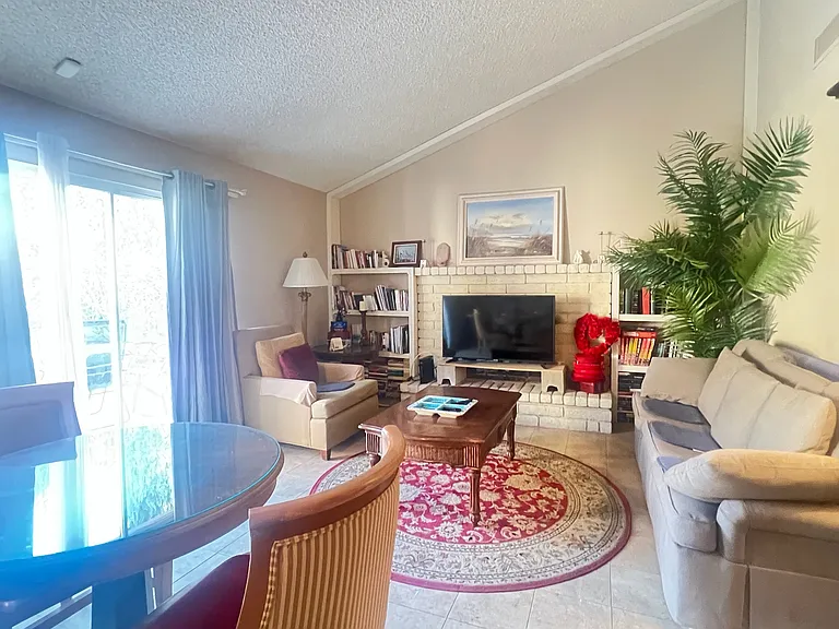5315 Winston Dr — Photo 27