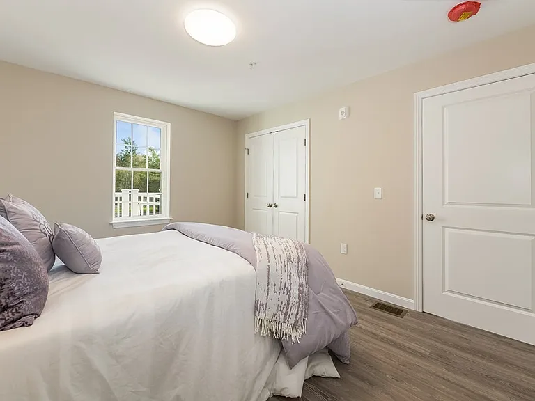 351 Summer St #2 — Photo 16