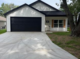 622 N Devon St, Webb City, MO 64870