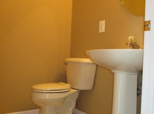 306 Mercer Ct, Hackettstown, NJ 07840