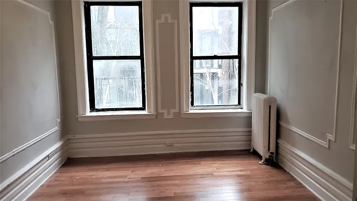 Rented by The Hamilton Group | media 18