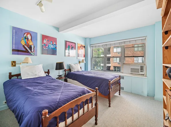 33 East End Avenue image 8 of 10