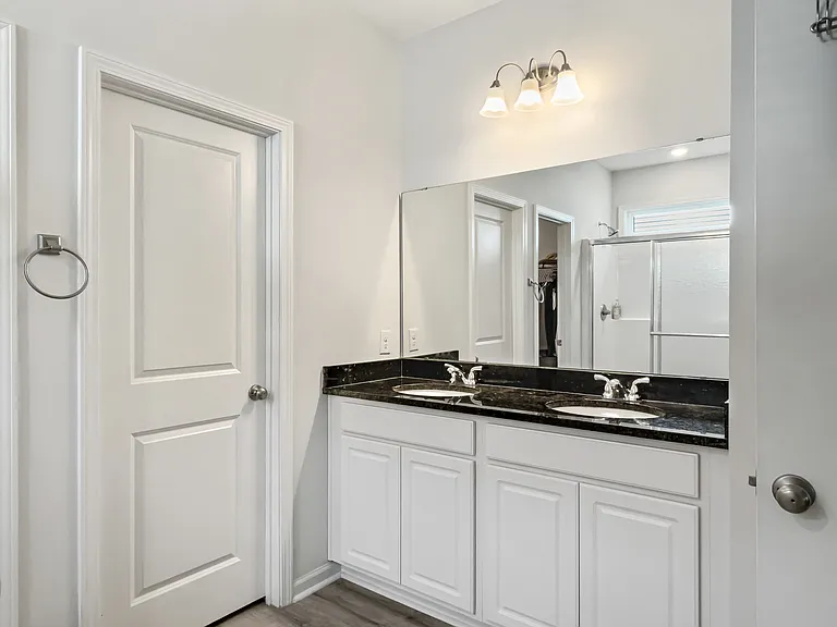 188 Hyrne Dr — Photo 23