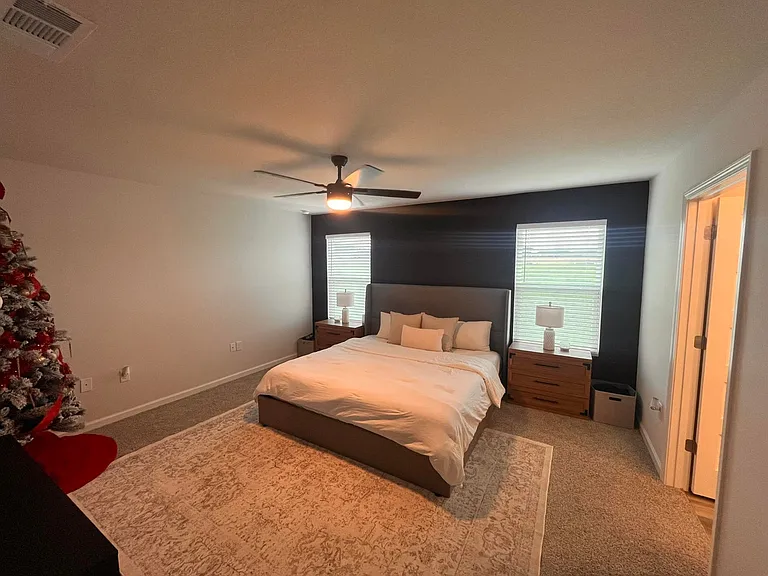 4616 Naval Ct — Photo 17