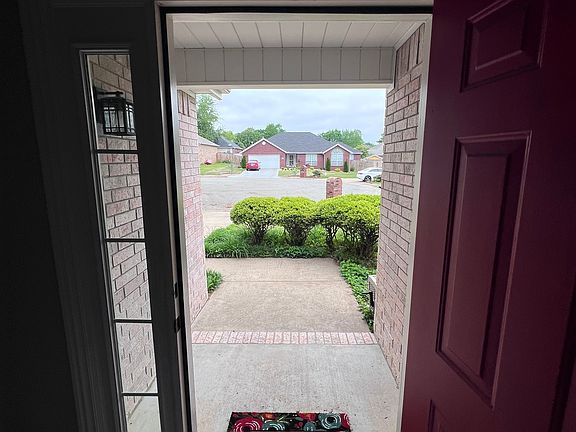 4th image of 2669 E Tulip Ct