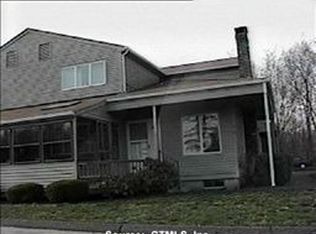 26 Windmill Spgs, Granby, CT 06035