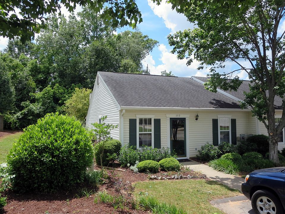1st image of 153 Pin Oak Dr