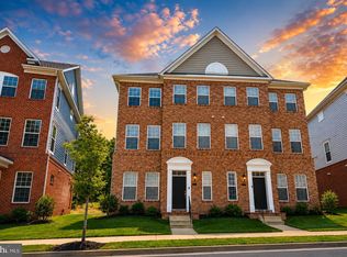 274 Buckeye Cir, La Plata, MD 20646