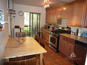 Rented by Makover Group Inc