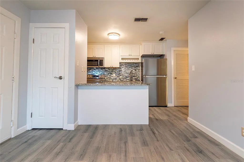 1 bed, 1.0 bath, 525 sqft, $1,425 — Photo 4