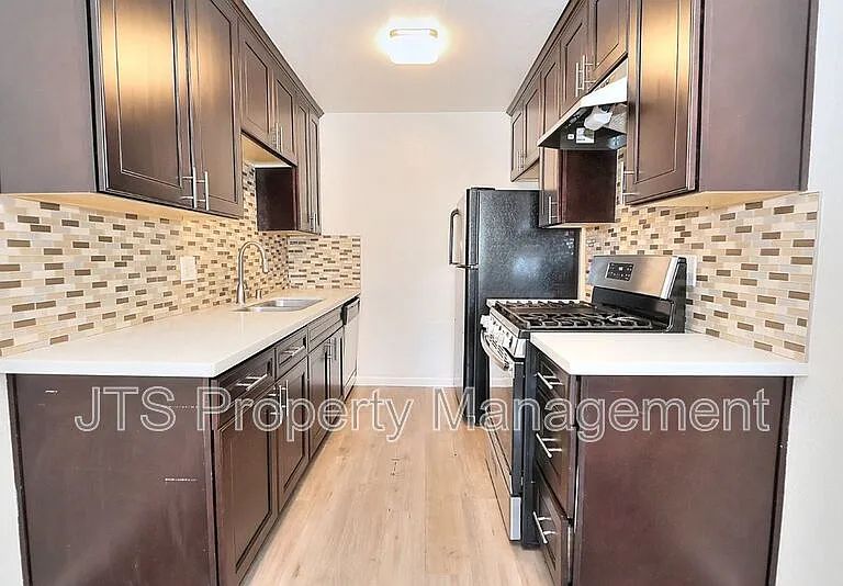 7877 Sayonara Dr #D — Photo 12