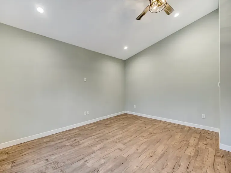 627 Prescott Ave #1 — Photo 11