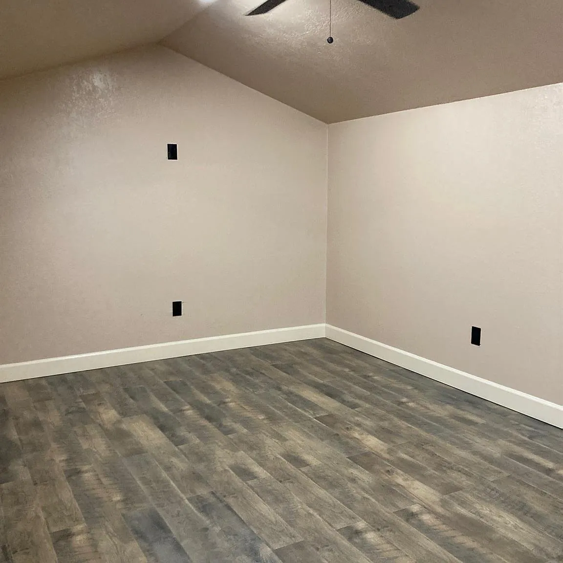 3 bed, 2.0 bath, 1232 sqft, $1,850 — Photo 2