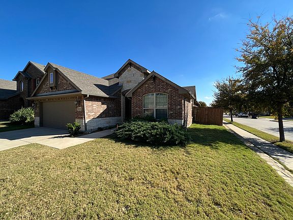 3rd image of 8120 Black Sumac Dr