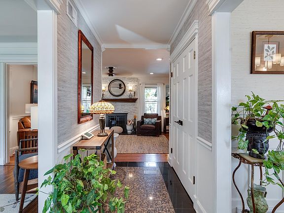 3rd image of 5068 Whitehall Ave