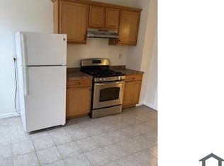 1018 Hancock Ave, Bridgeport, CT 06605