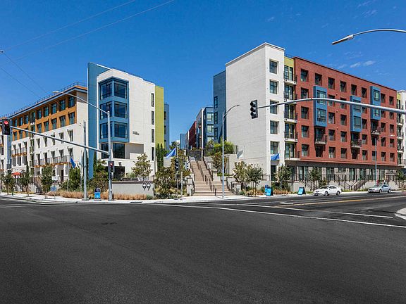 Vista 99 Apartments Building