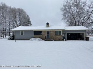 1926 E Clinton Trl, Charlotte, MI