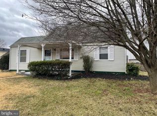 131 Polk Dr, Manassas Park, VA 20111