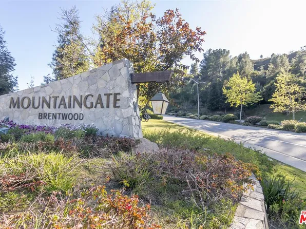 2202 N The Ter, Los Angeles, CA 90049