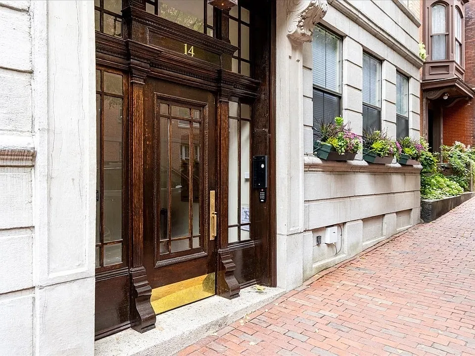 14 Hancock St #4