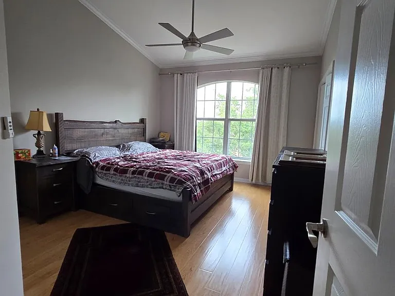 2111 Welch St #B315 — Photo 12