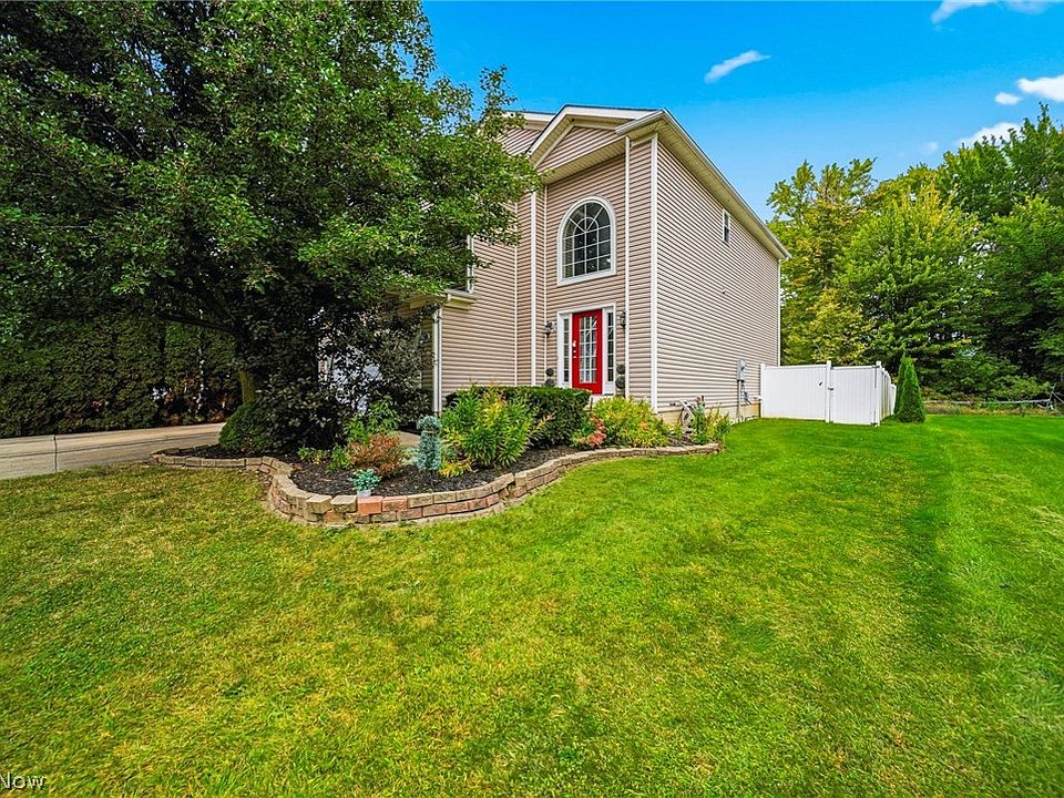 1st image of 1121 Ashview Dr