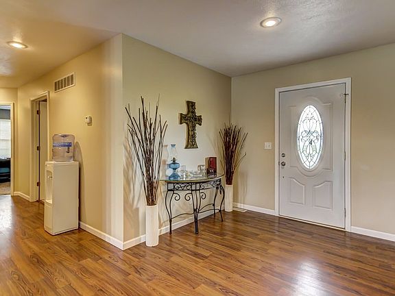 2nd image of 1381 Pelican Hill Ct
