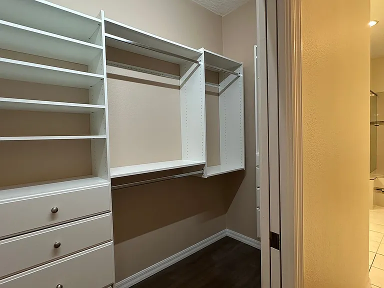 1653 Cherry Ridge Dr — Photo 41