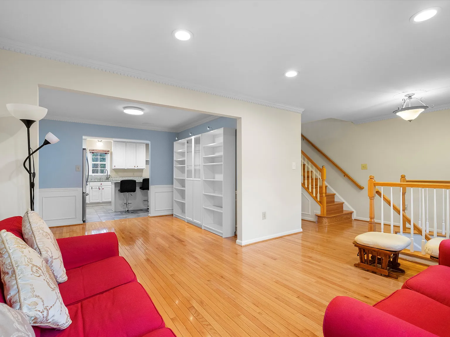 3 bed, 1925 sqft, $3,800 — Photo 4