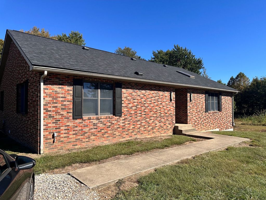 16947 N County Road 550 E - Property Image