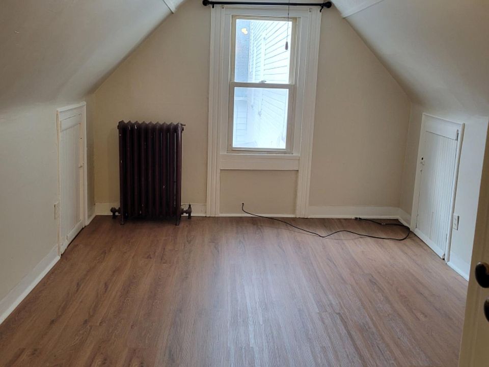 2nd image of 63 Poplar St