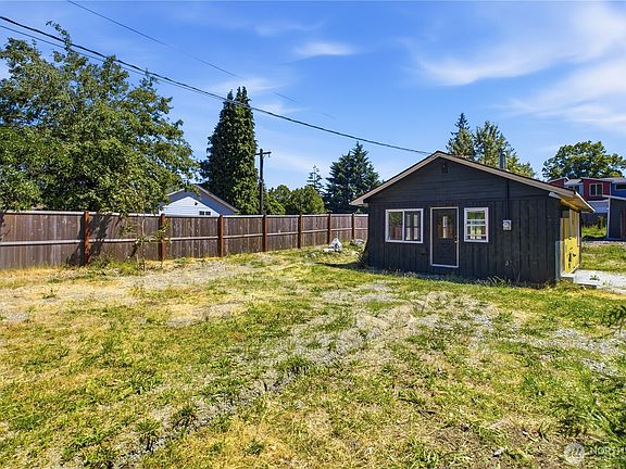 2nd image of 11410 8th Avenue S
