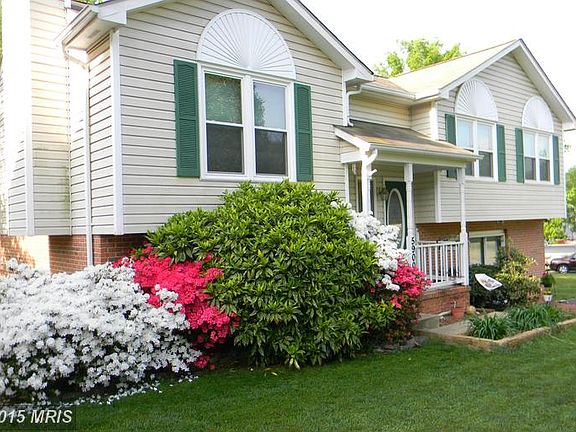 2nd image of 5900 Alicia Ct