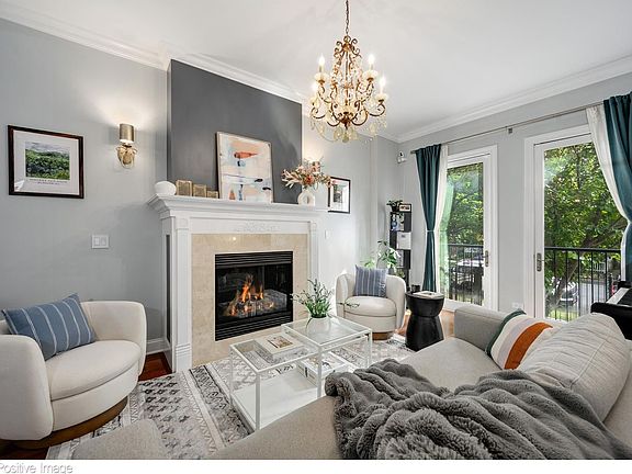 3rd image of 1644 N Campbell Ave