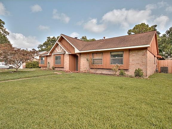 3rd image of 12526 Bexley Dr
