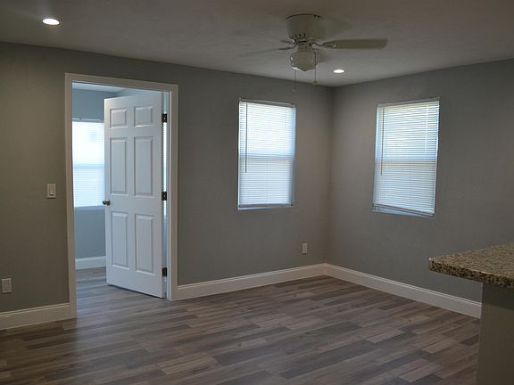 4th image of 127 N Hollywood Ave