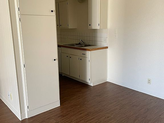 5th image of 20 W Adams Ave #31