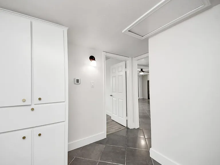 4011 Ebbtide Dr — Photo 17