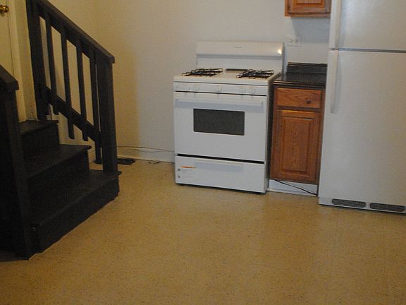 2nd image of 2208 S Millard Ave APT 005